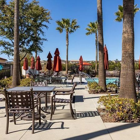 Goode Homes Luxury Villa With Community Pool And Spa Santa Clarita Exterior photo